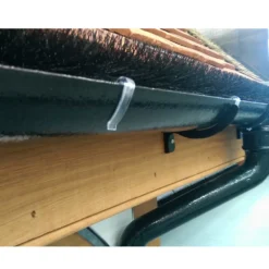 Black Hedgehog Gutter Brush (16m X 100mm) 12 Black Hedgehog Gutter Brush (16m X 100mm) -CHARA Garden Shop black hedge 1 1 png