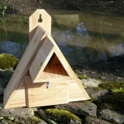 Little Owl Nest Box -CHARA Garden Shop lobv3 jpg