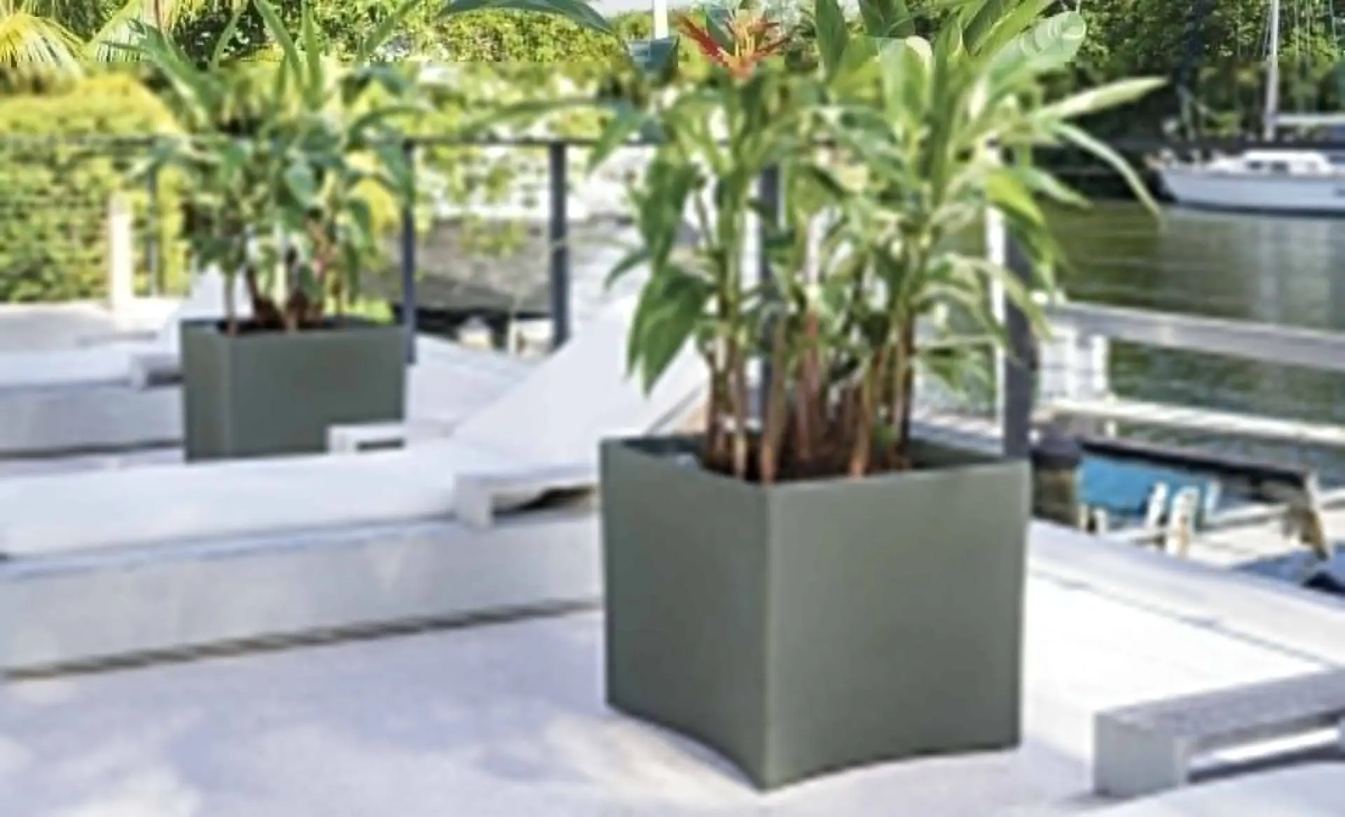 TruDrop Pinch 29" Self Watering Planter In Slate Grey 4 TruDrop Pinch 29" Self Watering Planter In Slate Grey - Image 2